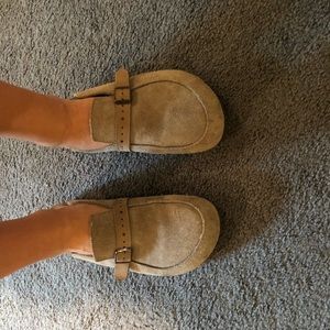 Birkenstock - Size 39 - Tan